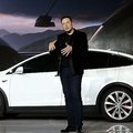 Elon Musk: w ciągu 10 miesięcy Tesli skończą się pieniądze