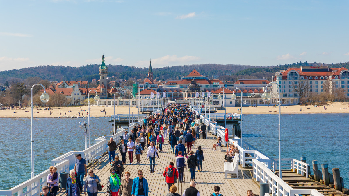 Długi weekend: w hotelach niespełna 25 proc. wolnych miejsc