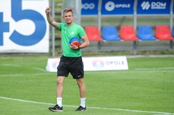 Warta zagra w Gliwicach z "trenerem na jeden mecz"