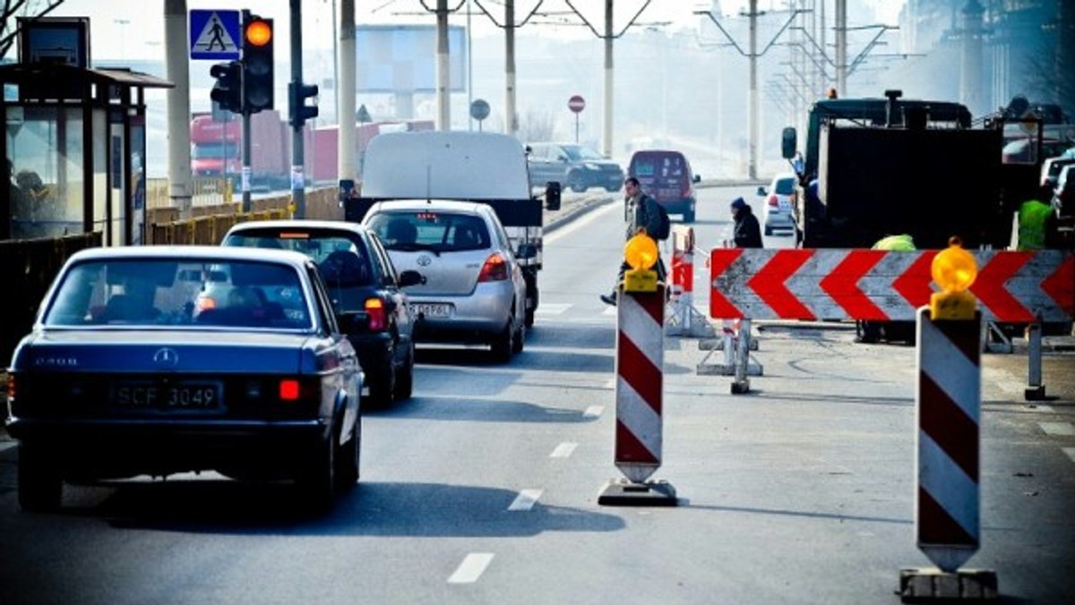 Z powodu Dni Morza 2014 w Szczecinie już w czwartek o północy zamkną pierwsze ulice. Dobra wiadomość jest taka, że podczas imprezy będzie więcej autobusów i tramwajów.