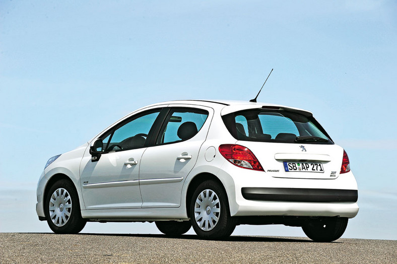 Maluchy, które nie zrujnują budżetu kierowcy: Opel Corsa kontra Peugeot 207, VW Polo, Citroen C3 i Ford Fiesta