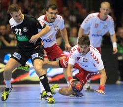 Fantastyczny mecz polskich piłkarzy ręcznych! Ograli Niemców i jadą na MŚ!