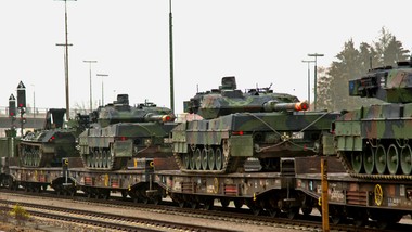 "wojskowa" strefa schengen. ue będzie znosić kolejne bariery w transporcie wojsk