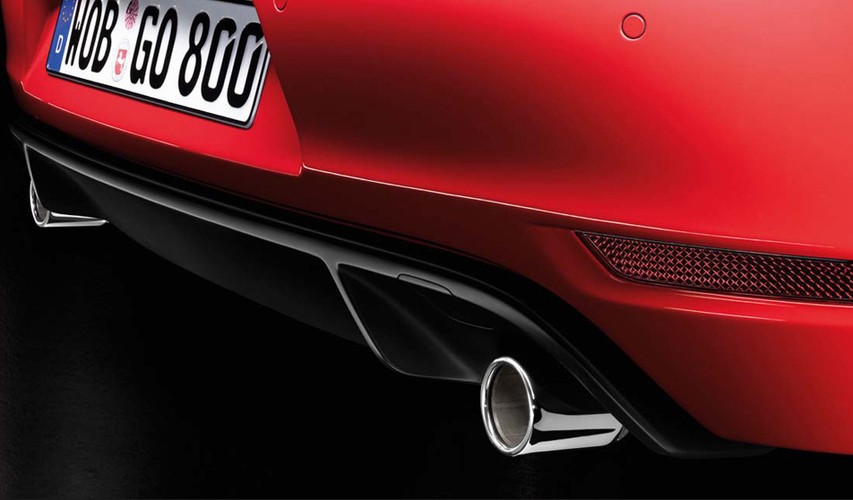 Przypominamy, że prototyp zadebiutował w 2008 roku w czasie jesiennego salonu samochodowego w Paryżu