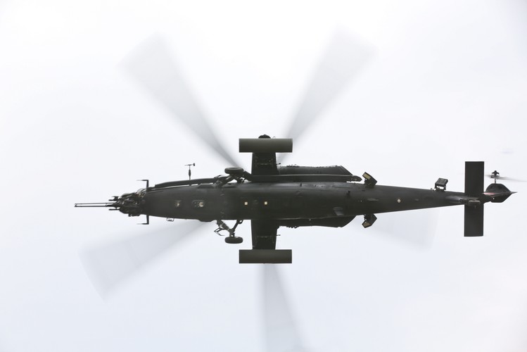 Poza Turkish Aerospace Industries o kontrakt starają się też inni producenci: 
<br> - amerykański Bell Helicopter (ze śmigłowcem AH-1 Zulu), 
<br> - amerykański Boeing (AH-64 Apache Guardian)
<br>- francusko-niemiecki Airbus Helicopters (Tiger) 
<br><br> 
(ukit) PAP/Rafał Guz