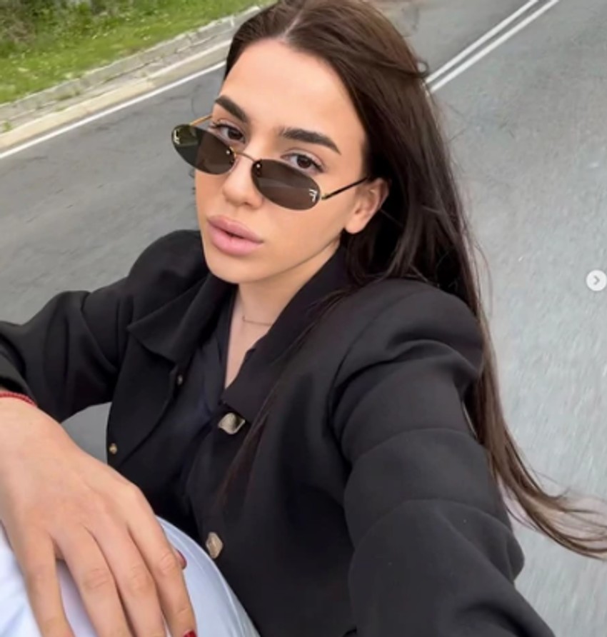 Una Čolić sa dečkom