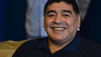 Diego Maradona újra pofozkodott - videó!