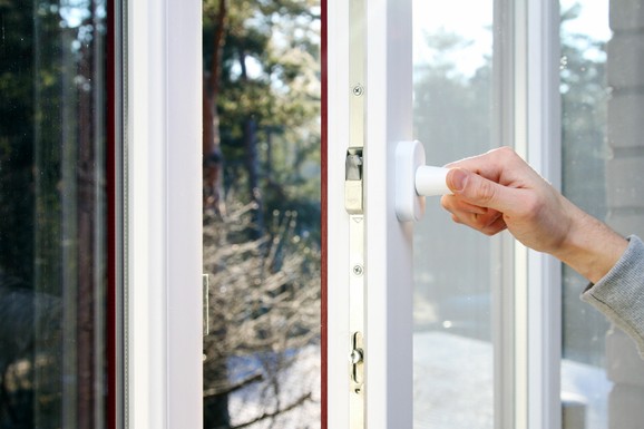 Do 90% subvencije za energetsku sanaciju domaćinstava! Dodeljeno 108 ugovora u Paraćinu