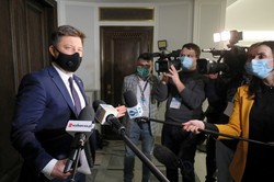 Jak umówić się na szczepienie? Szef KPRM zdradza SZCZEGÓŁY