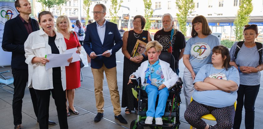 Błagamy o pomoc! Renta socjalna 1217 zł to głodowe pieniądze