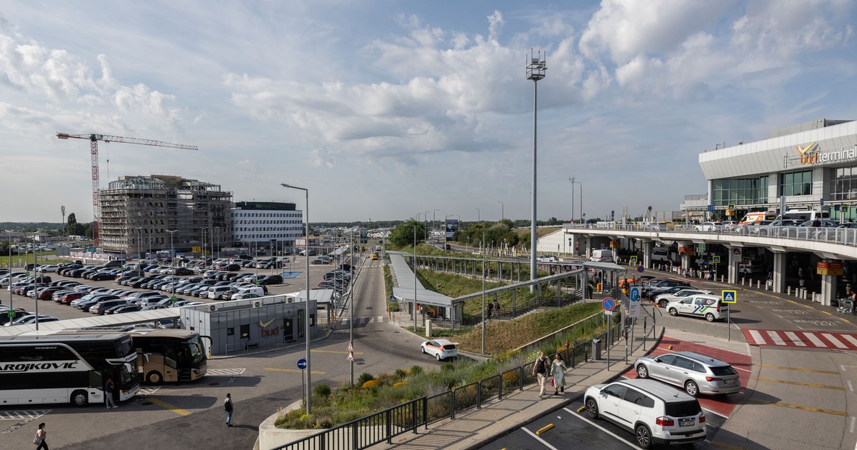 Nagy Márton bejelentette: jövőre lerakják a repülőtér 3-as termináljának alapkövét