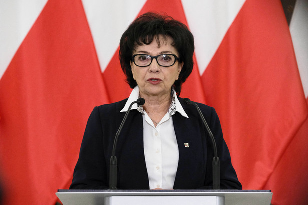 Marszałek Sejmu Elżbieta Witek z PiS anulowała głosowanie, po czym przeprowadziła je ponownie