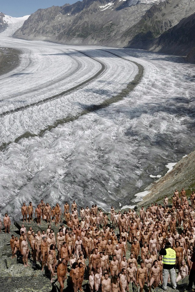 SZWAJCARIA GREENPEACE SPENCER TUNICK LODOWIEC