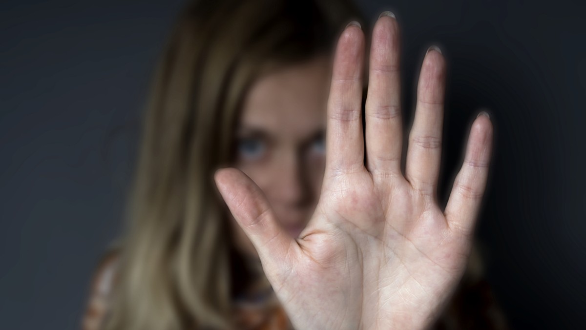 Kilka dni temu w mediach pojawiły się pogłoski o planach zniesienia konwencji antyprzemocowej. O ile jednak przedstawiciele rządu dementują te plotki, o tyle faktem stało się wprowadzenie niekorzystnych zmian w opiece okołoporodowej.