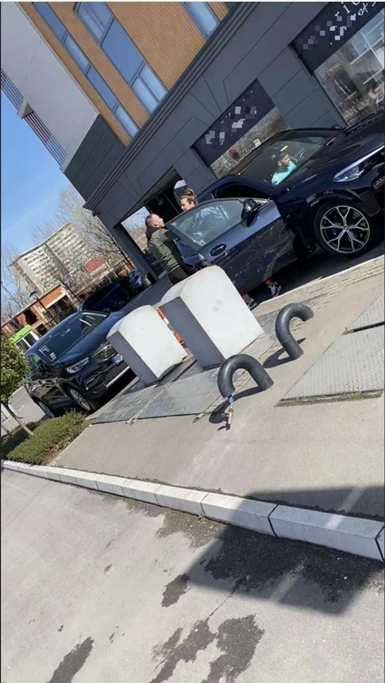 Krajinovic sa devojkom