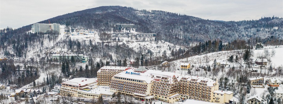 Restrykcje w funkcjonowaniu hoteli obowiązują od 7 listopada. Na zdjęciu hotel Gołębiewski w Wiśle