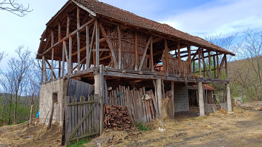 Devojčica je nestala iz dvorišta pojate u Banjskom polju