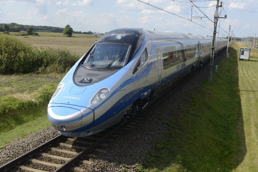 Senatorowie zakładają się o Pendolino