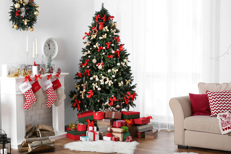 Jak zaoszczędzić na świątecznych wydatkach? Domowego przygotowywanie świątecznych ozdób to zawsze dobry pomysł.