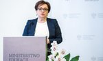 Minister Zalewska skrzywdzi dzieci ze wsi