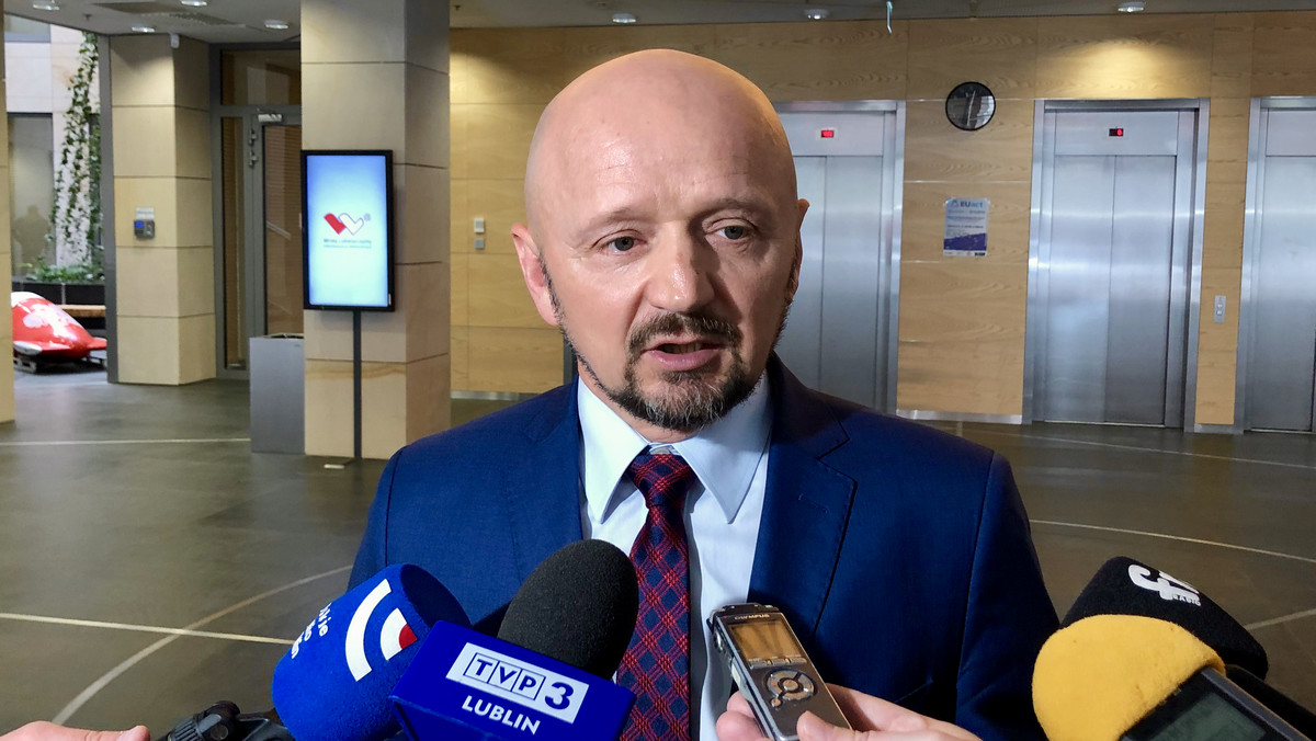 Senator Jacek Bury apeluje o pilne ratowanie lubelskiego lotniska