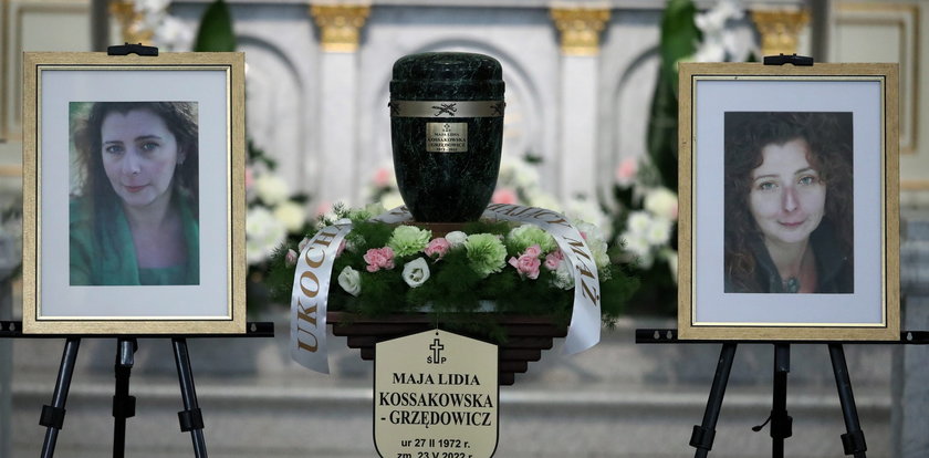 Ostatnie pożegnanie tragicznie zmarłej polskiej pisarki. Jej mąż zwrócił się do żałobników z wyjątkową prośbą