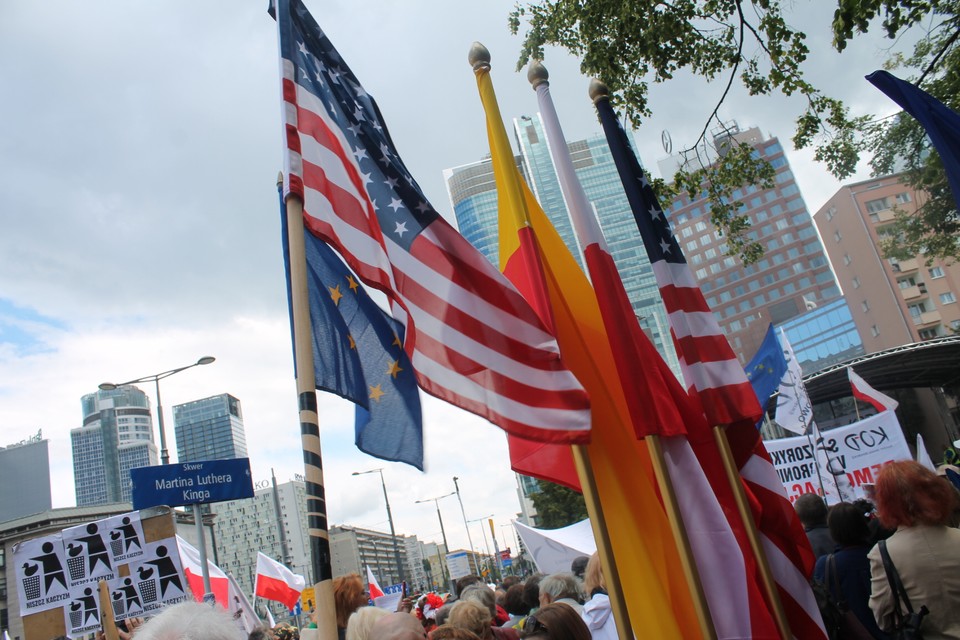 Manifestacja KOD w Warszawie