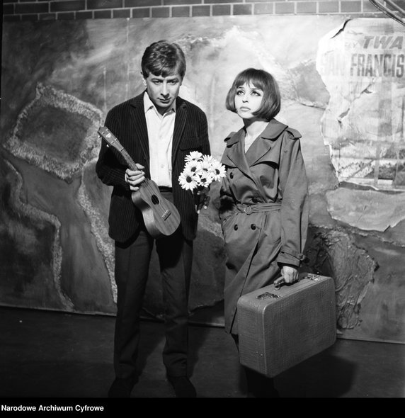 Kalina Jędrusik w sztuce "Śniadanie u Tiffany'ego", rok 1965, Teatr Komedia