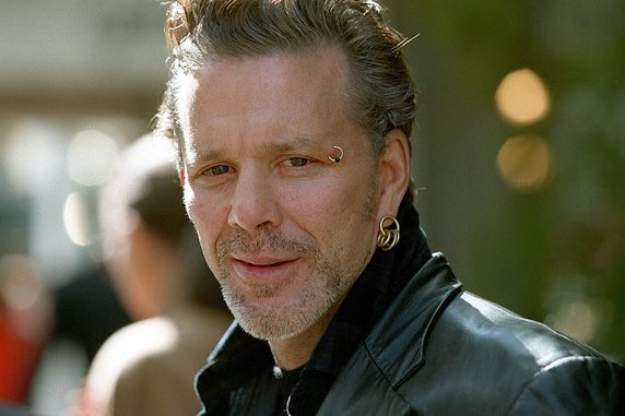 Mickey Rourke na planie filmu "Dorwać Cartera" (2000)