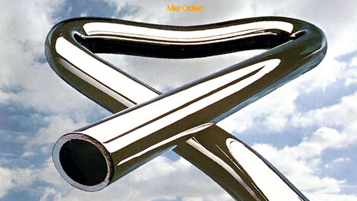 25 maja 2013 mija 40 lat od premiery kultowej płyty "Tubular Bells" Mike'a Oldfielda. To klasyczna już pozycja w historii światowej muzyki. Dwuczęściowa kompozycja, trwająca łącznie około 40 minut, odniosła wielki sukces i pozwoliła uczynić z Virgin Records fonograficznego giganta. Krążek sprzedał się w kilkunastu milionach egzemplarzy na całym świecie. Oldfield miał zaledwie 20 lat kiedy nagrał ten przełomowy materiał.