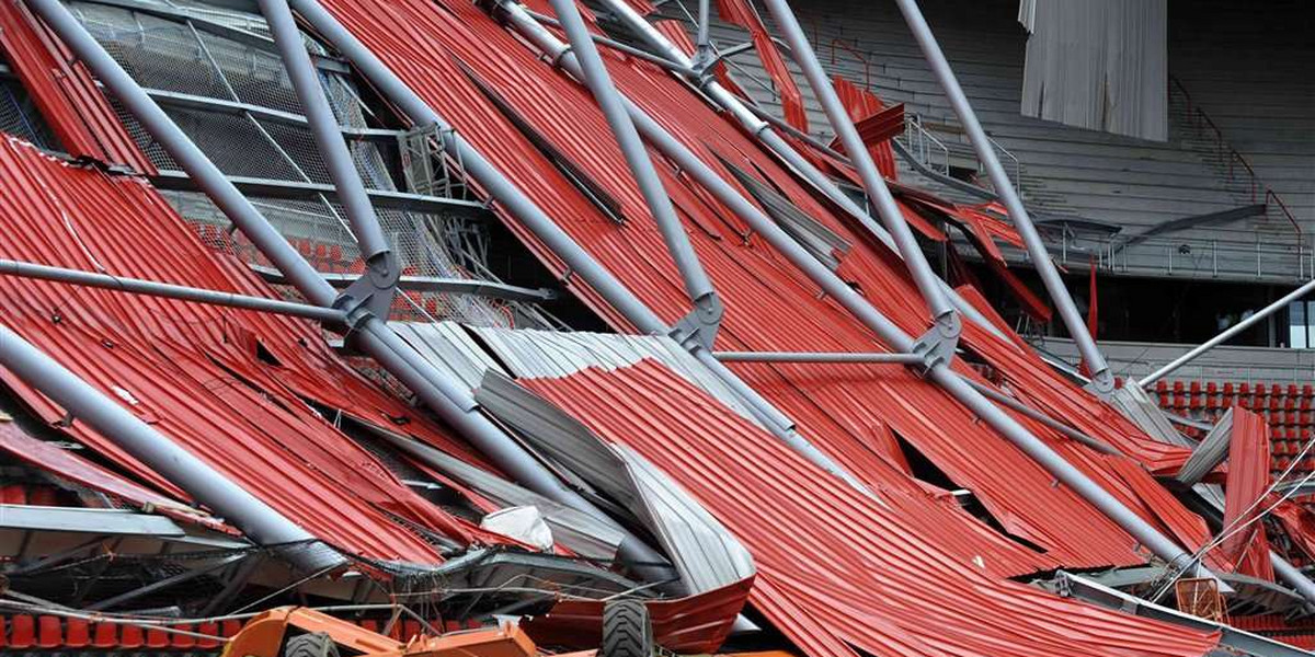 Zawalił się dach stadionu FC Twente Enschede