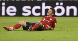 Robert Lewandowski zagrał pierwszy mecz po nieudanym mundialu. Gola znów nie strzelił