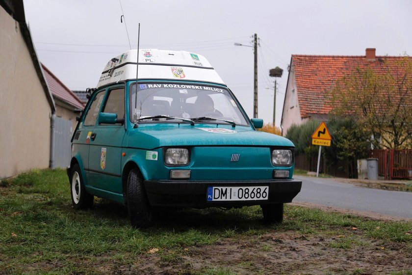 Rafał Kozłowski (40 l.) dojechał maluchem do Władywostoku