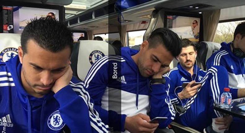 Chelsea players looking bored 