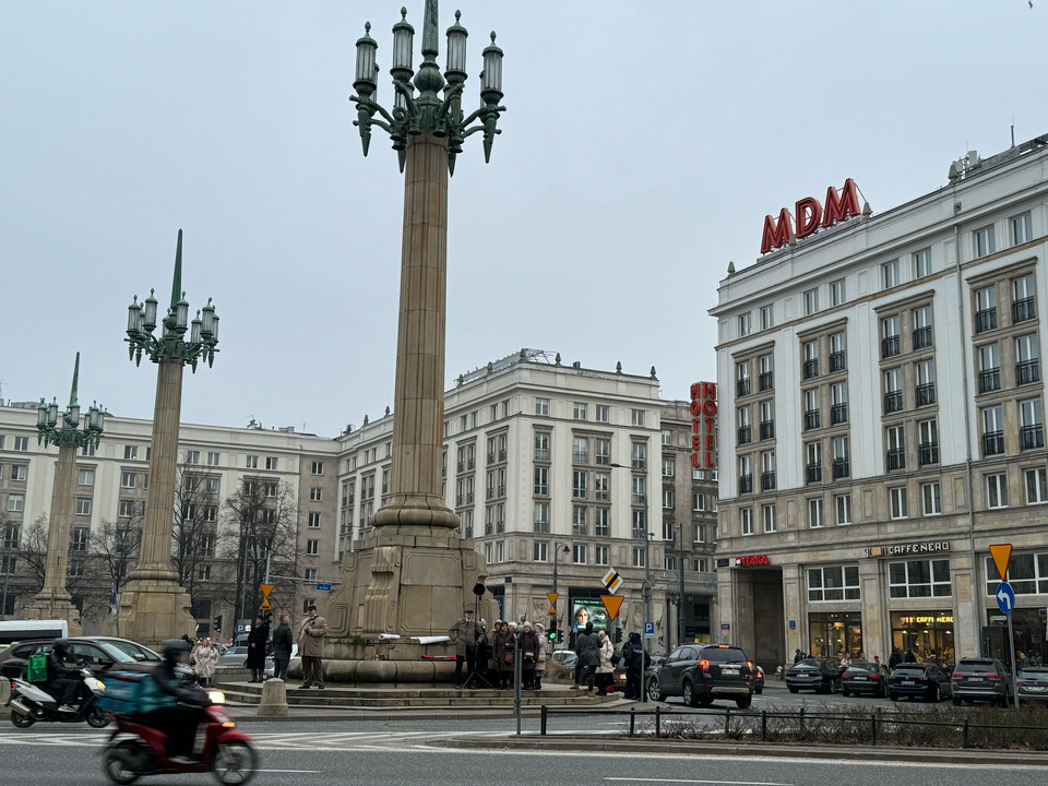 Protest katolików przed warszawską restauracją Madonna