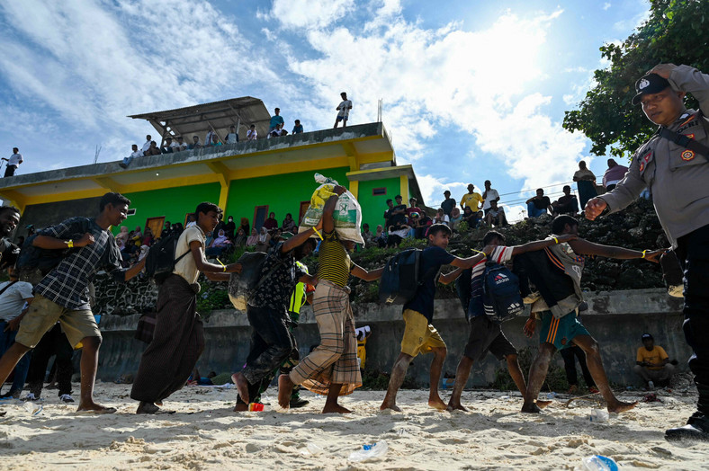 Uchodźcy z ludu Rohingja w Indonezji