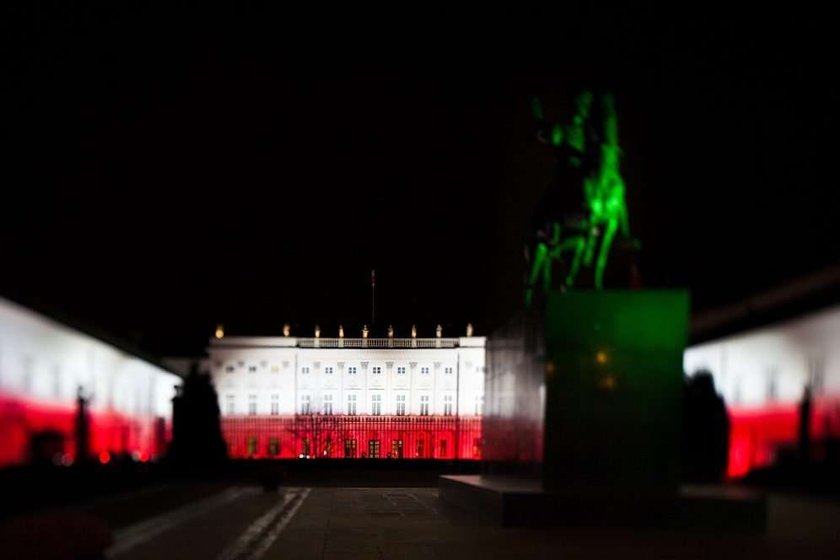 600 tys. zł na oświetlenie Pałacu Prezydenckiego 