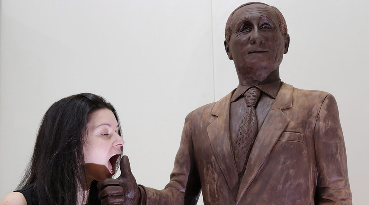 Elkészítették a csokis Putyin szobrot /Fotó: MTI