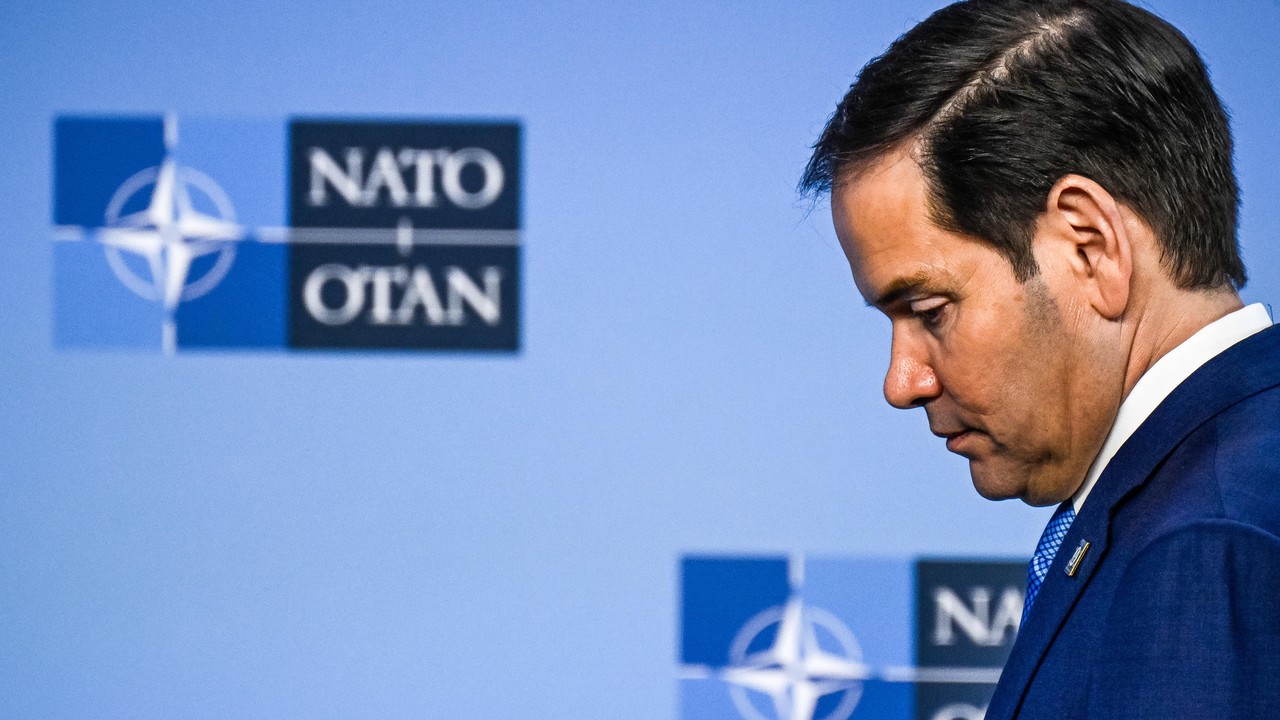 "Wariactwo". Amerykańscy dyplomaci przerażeni planami administracji Donalda Trumpa. "Małpy wpadłyby na coś lepszego"