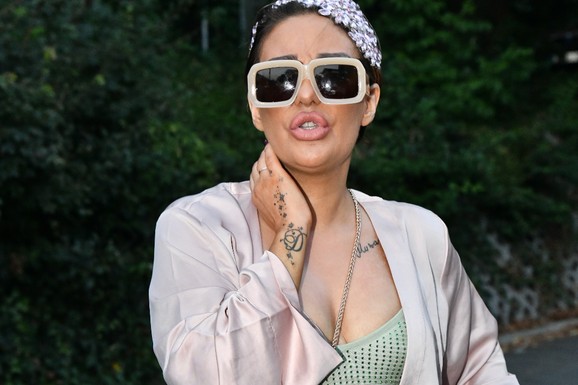 "NE BRINI, PEVALJKO, NASTAVAK SLEDI" Raletova bivša žena se javno obratila Ani Nikolić - NAJAVILA HAOS