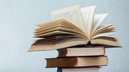 QUIZ ze szkolnych lektur. Uzupełnij tytuł książki. Uważaj na ostatnie pytanie