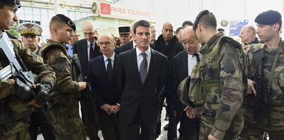 Premier Francji: w najbliższych dniach zamachy mogą się powtórzyć