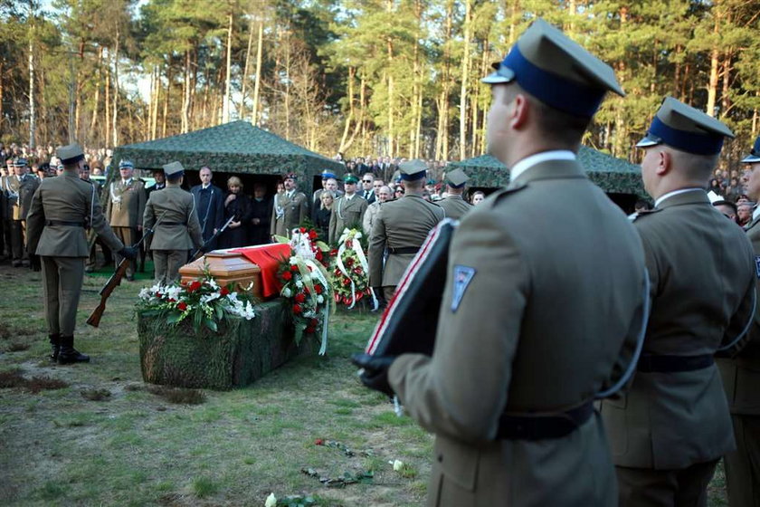 Wypadek na pogrzebie generała  Buka