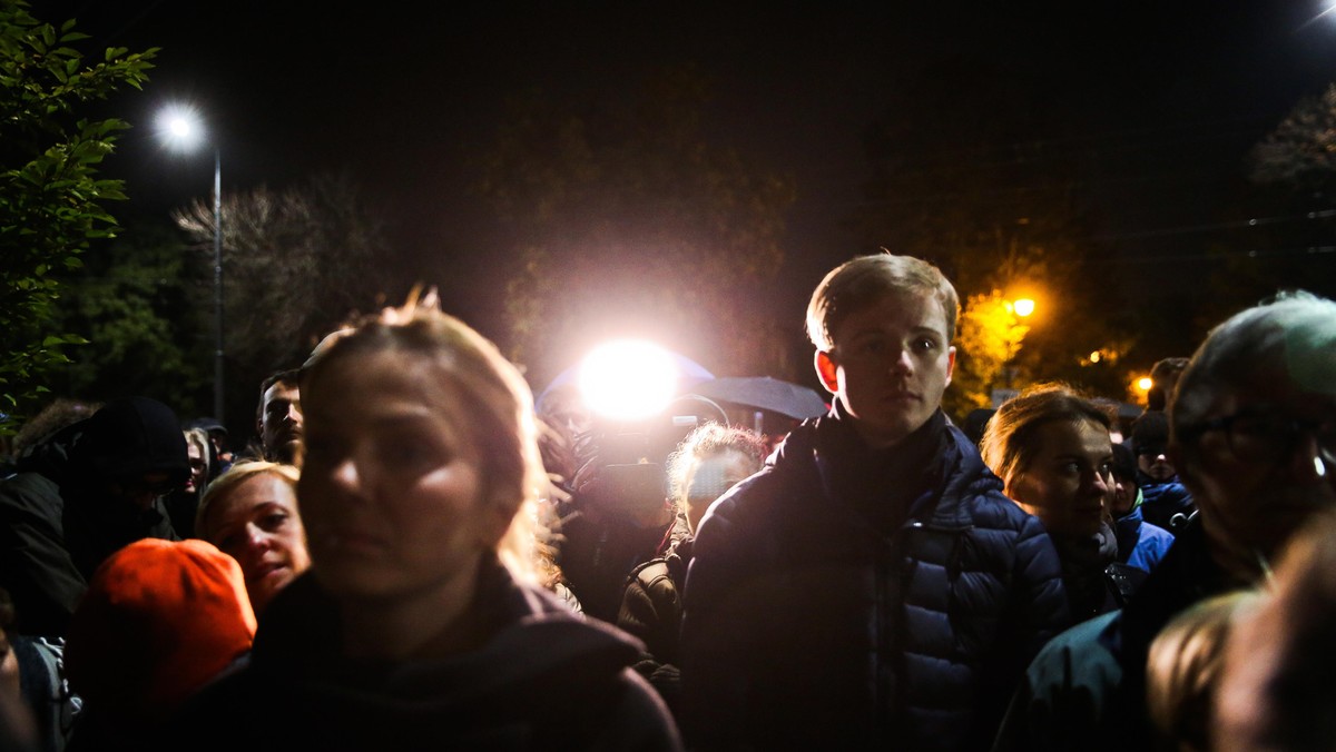 Czarny Protest pod domem Kaczyńskiego