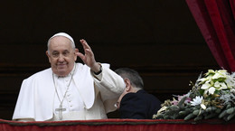 Papież Franciszek ponownie w trafił do szpitala. W jego wieku to groźna choroba