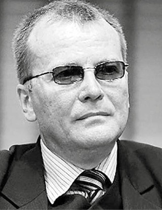 Dr Janusz Dobosz, Adiunkt w Zakładzie Teorii i Metodyki Wychowania Fizycznego AWF Warszawa