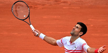 Novak Djoković ponownie na korcie. Niezaszczepiony tenisista wystąpi w Dubaju