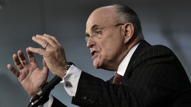 Rudy Giuliani: sankcje nałożone na Rosję mają "zablokować" Trumpa