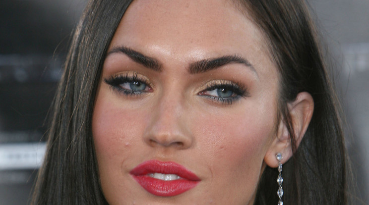 Megan Fox és Machine Gun Kelly kapcsolata egyre komolyabb./ Fotó: Northfoto