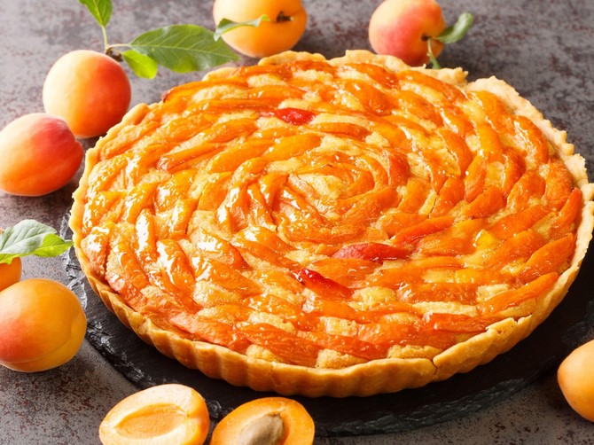 Tart sa kajsijama: Voćna fantazija ukusa gotova očas posla